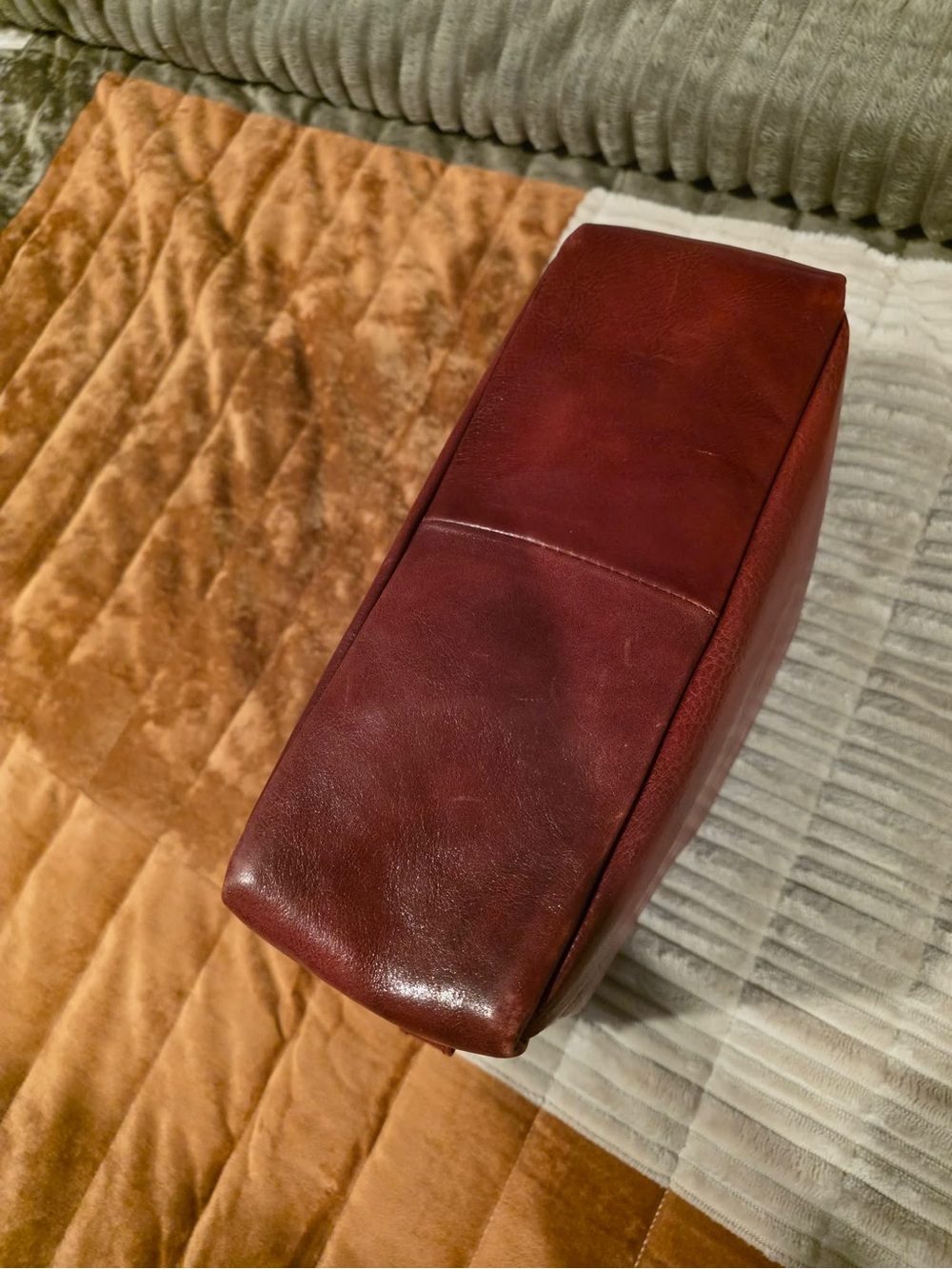Red Leather Men's Toiletry Dopp Kit with Contrast Tan Handle - Picture 6 of 6